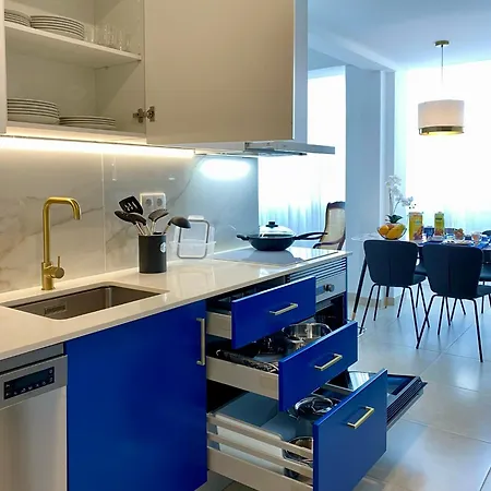Comfortable And Chic Apartment! Apartman Faro