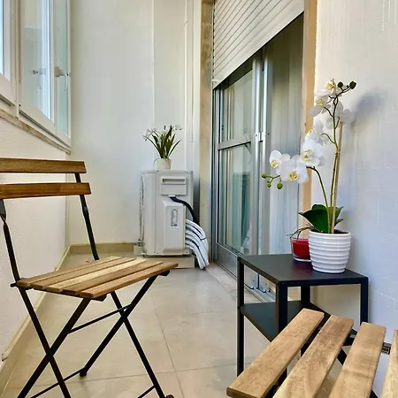 Comfortable And Chic Apartment! *