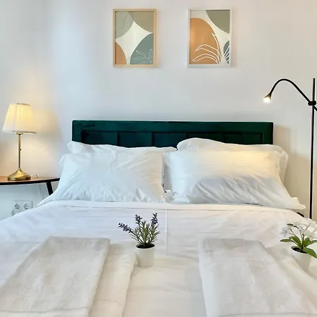 Apartman Comfortable And Chic Apartment! Faro