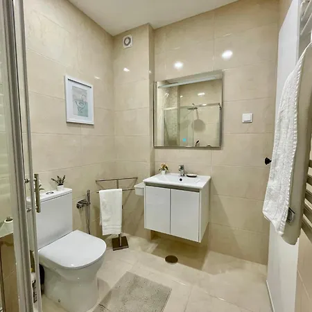 Apartman Comfortable And Chic Apartment! *