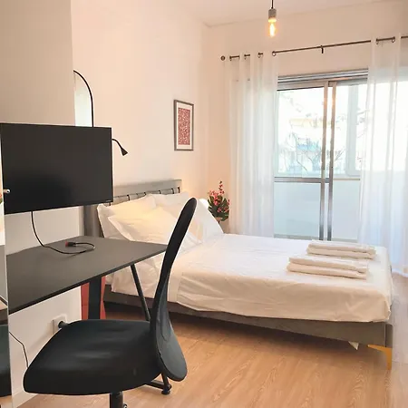Διαμέρισμα Comfortable And Chic Apartment!