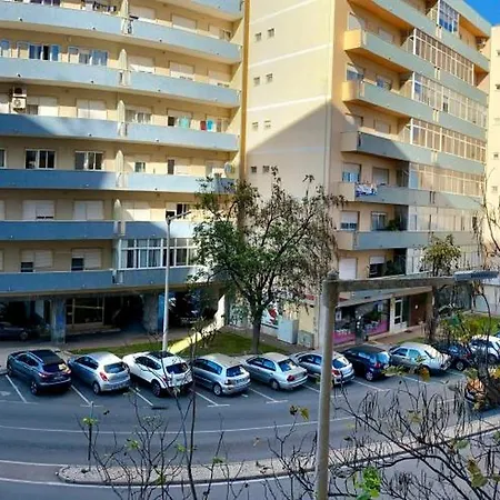 Comfortable And Chic Apartment! Apartman *